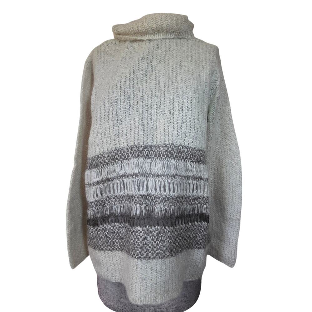 Adrienne Vittadini Mohair Blend Sweater Size Medium